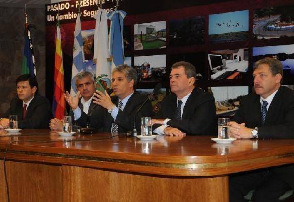 Comenzaron 3� Jornadas Sanluise�as de Salud y Seguridad en el Trabajo