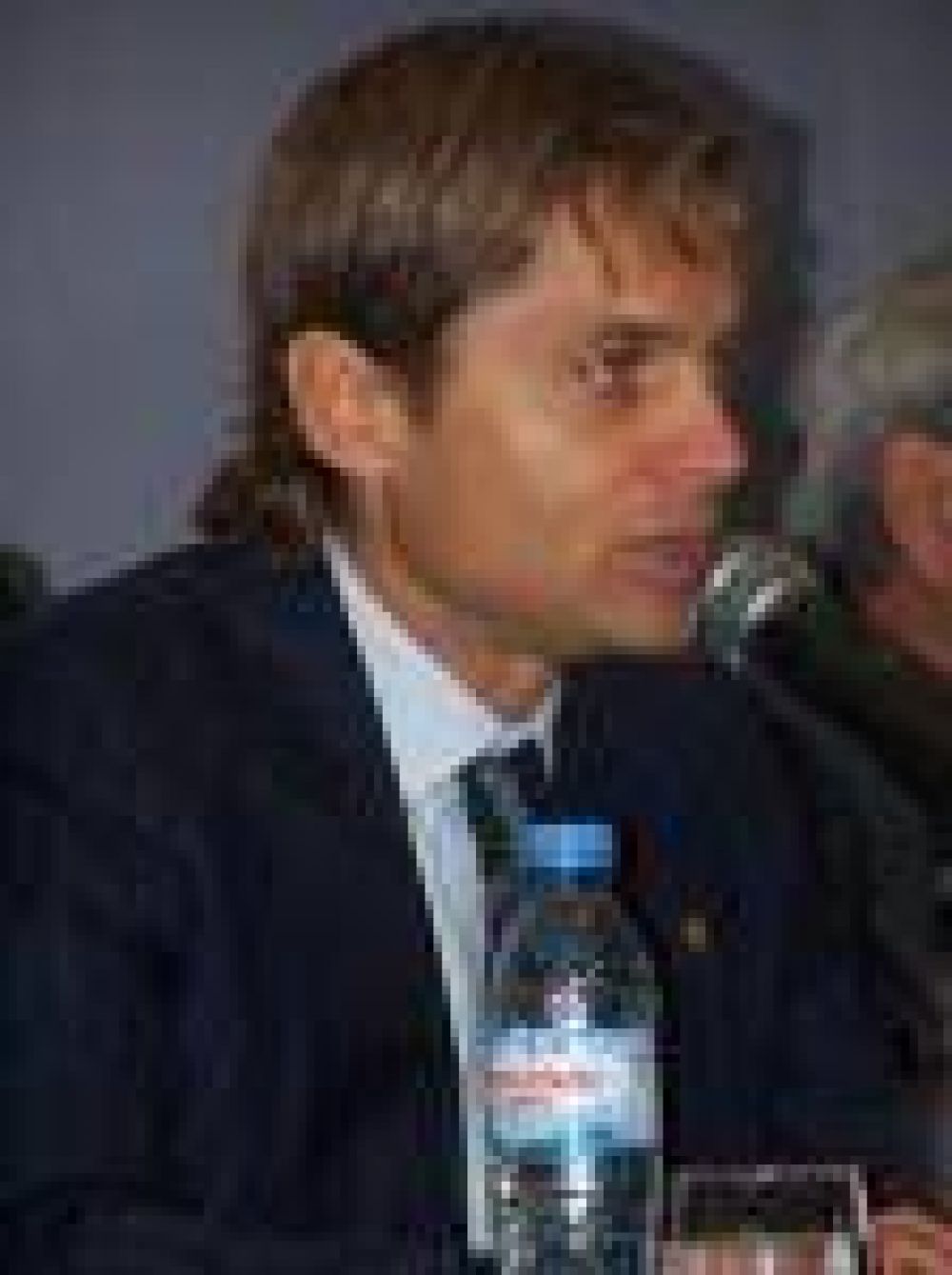 Puerto de Ushuaia: el Municipio apoya la b�squeda de una soluci�n al conflicto laboral. 