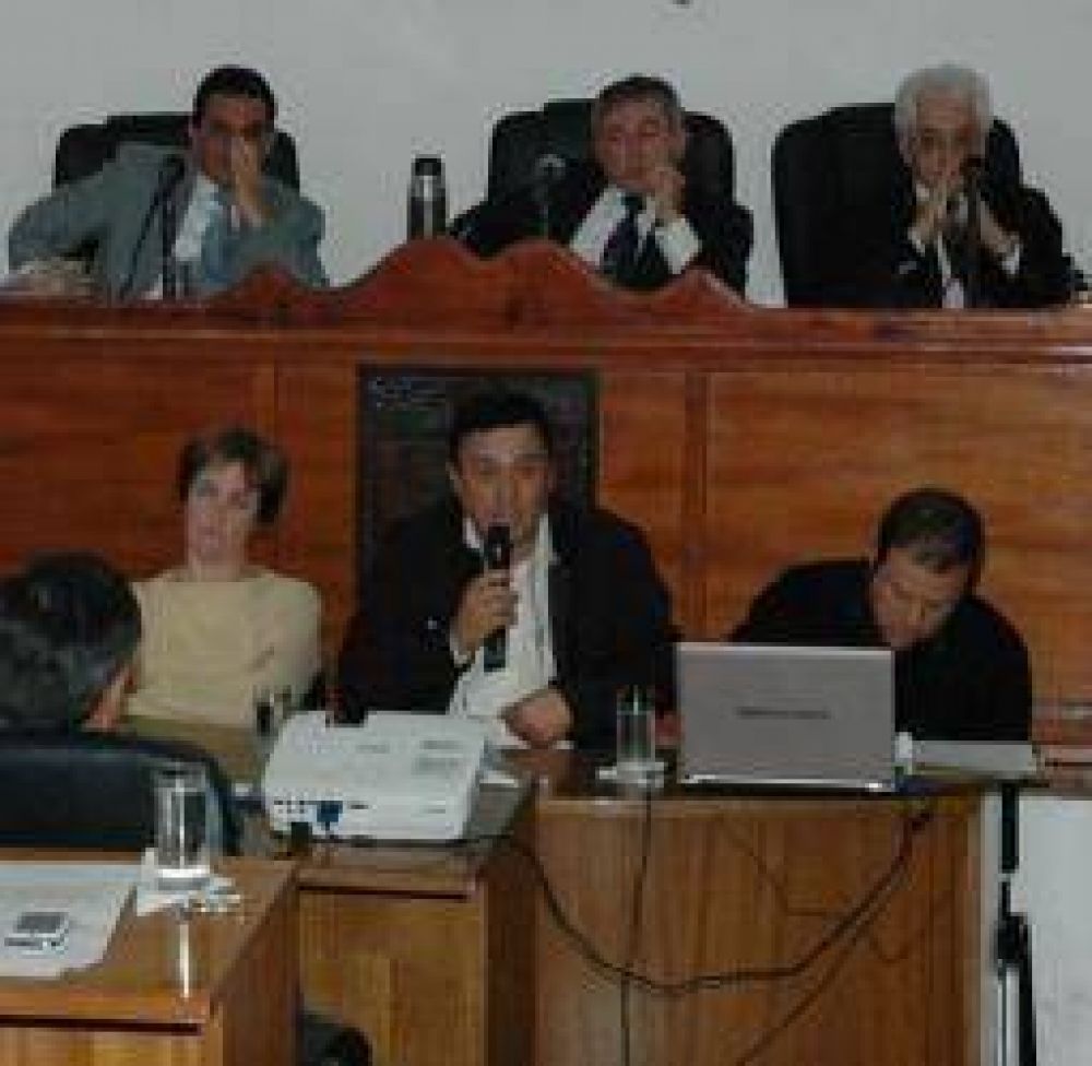 Capital. El Concejo Deliberante fue epicentro de encendido debate minero