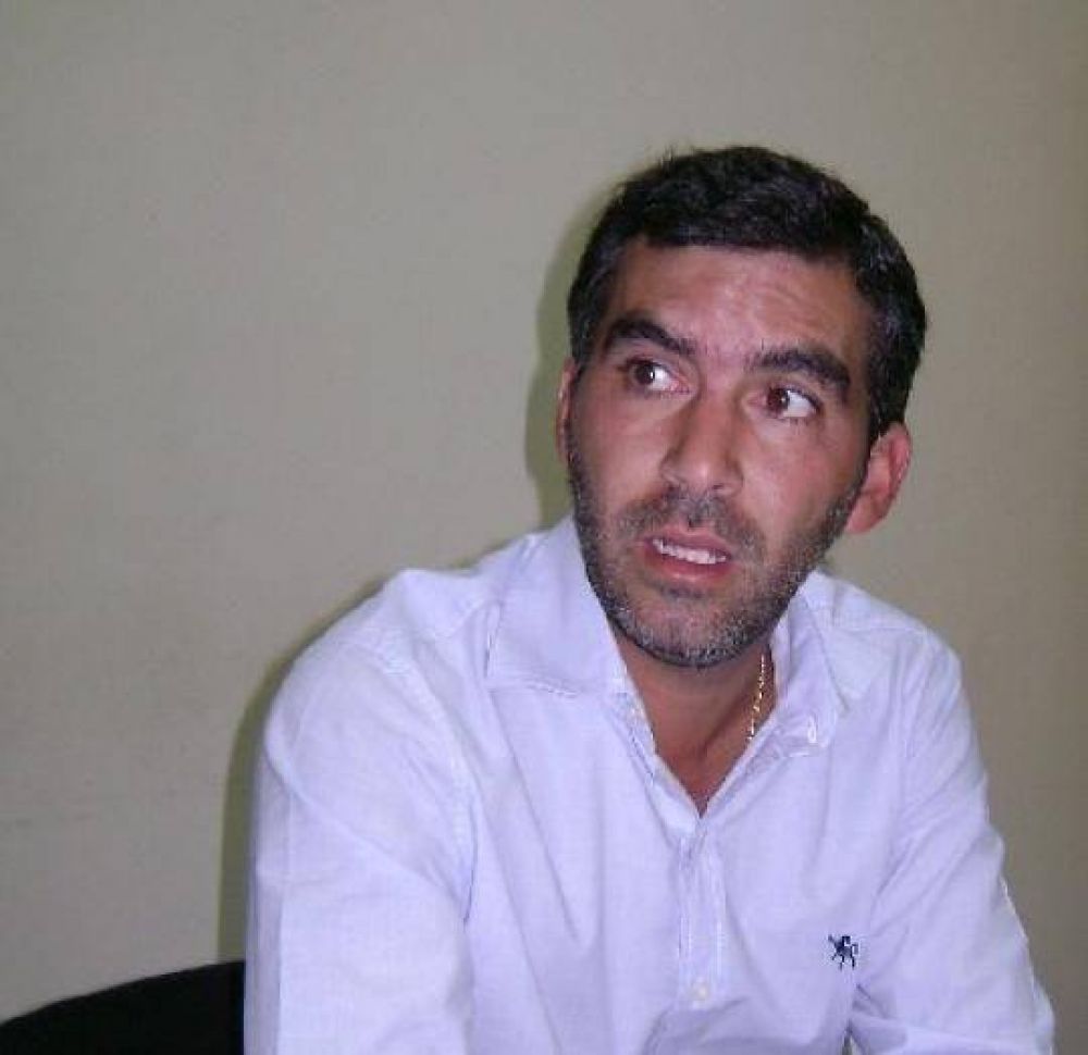 R�o Negro: L�pez est� de acuerdo con la Ley de Bosques para limitar los desmontes. 