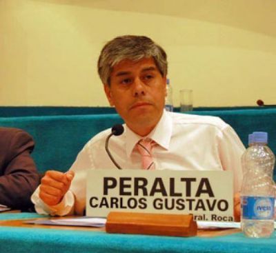 R�o Negro: Para Peralta el gobierno no tiene idea de c�mo encarar los problemas de inseguridad. 
