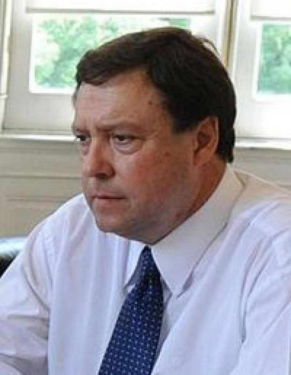 Weretilneck se opone a que provincias no petroleras participen de YPF 