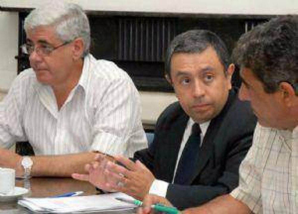 Una buena y otra mala para Jaque en la Legislatura