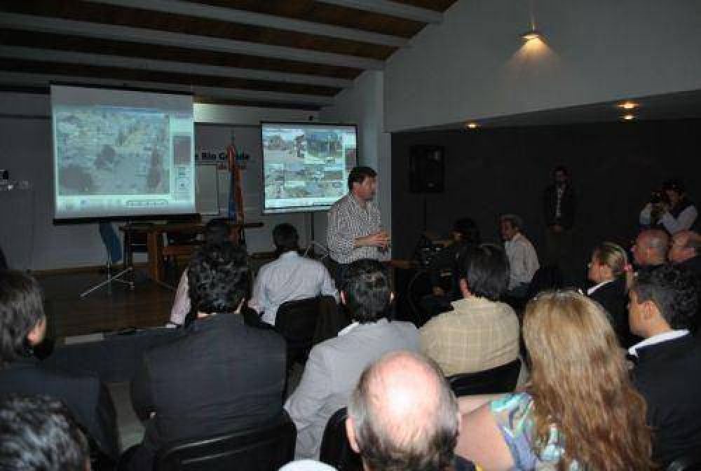 El sistema de video vigilancia permiti� salvar otra vida y el Municipio reivindic� la inversi�n