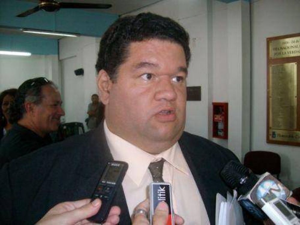 Jorge Nedela: �Los que promueven la expropiaci�n de YPF son los que aplaudieron la privatizaci�n�