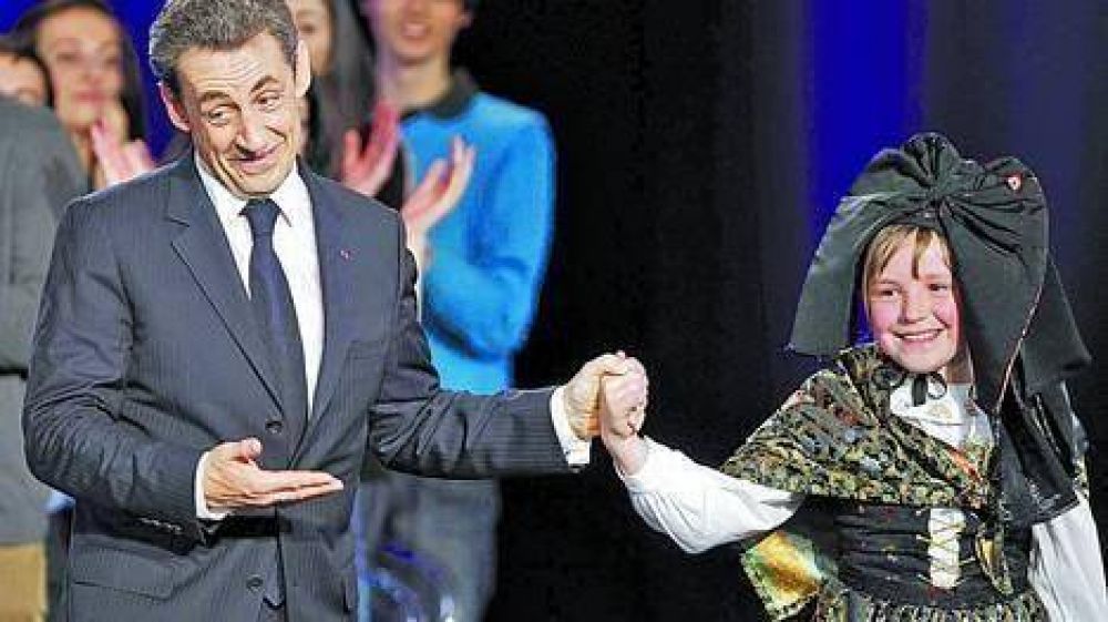 Sarkozy rechaza un pacto con la ultraderecha para el balotaje