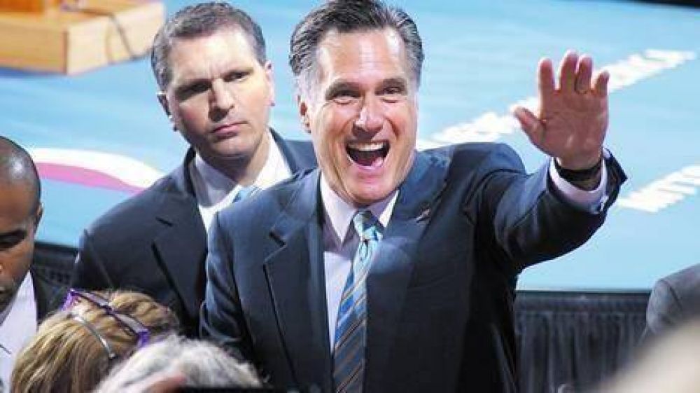Romney ya tiene el camino libre y se enfoca en atacar a Obama