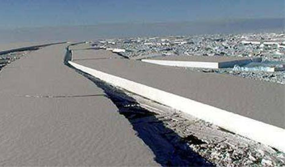 Ant�rtida: se desprende una superficie de hielo m�s grande que Hawai