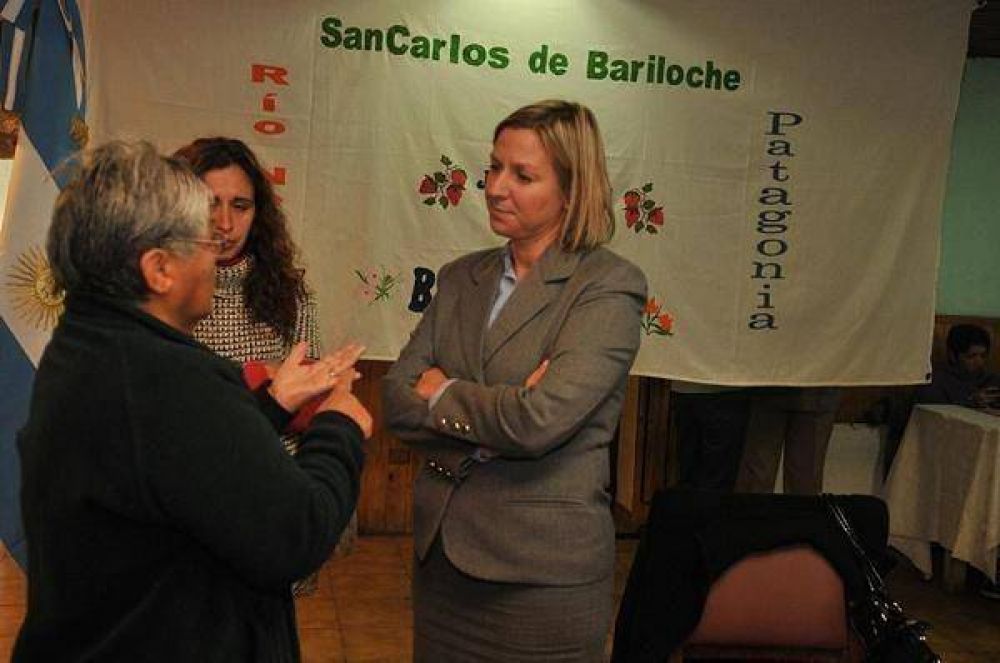  Piden urgente construcci�n de Centros de Salud