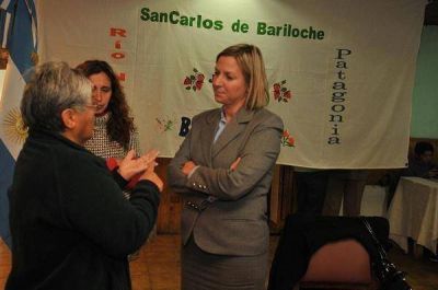 Piden urgente construcci�n de Centros de Salud