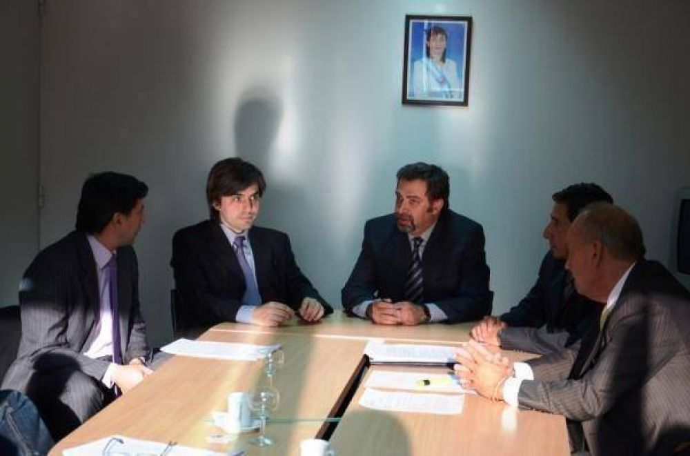 Gobierno y Municipio convienen la instalaci�n de una central de video vigilancia