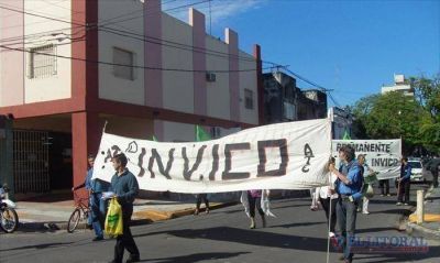 Trabajadores de Invico marcharon y reclamaron mejoras salariales