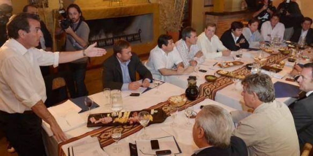 YPF: la mina de oro negro que condiciona a P�rez frente a los intendentes