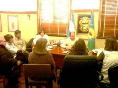 Guacone hizo efectiva la donaci�n del porcentaje de aumento de sueldo