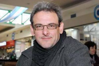  Hugo Dom�nguez - UCR: �Vamos a dejar de hablar mal del radicalismo�