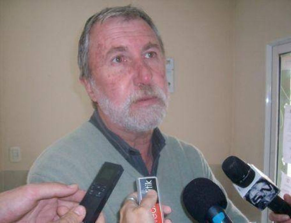 Juan Bajcic: �Entregar viviendas es entender la obra p�blica como una inversi�n, no como un gasto�