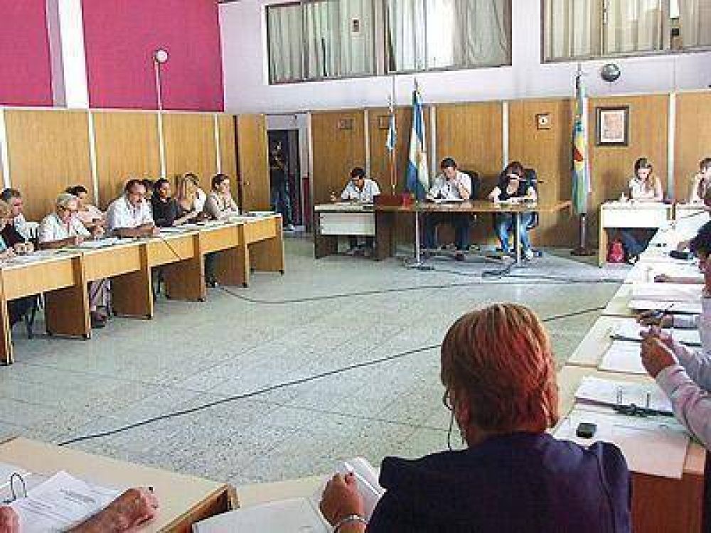 ECHEVERRIA: Duro cruce entre el FpV y la oposici�n por el caso Roemmers