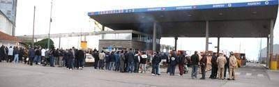 La actividad en el puerto de Mar del Plata contin�a paralizada