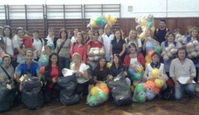 El Consejo Escolar entreg� materiales deportivos a los distintos establecimientos educativos