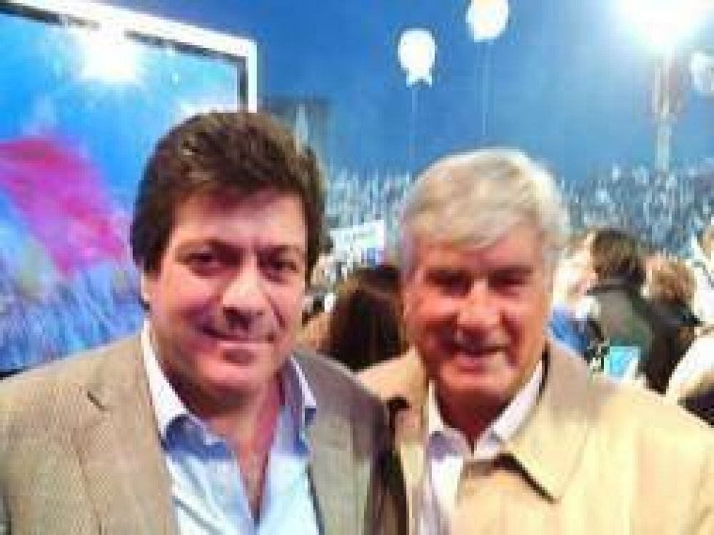 Pinamar: Controversias tras la foto de Mariotto con Altieri