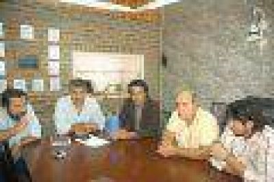 Gremios de la Mesa de Unidad Sindical insistieron en discutir salarios.