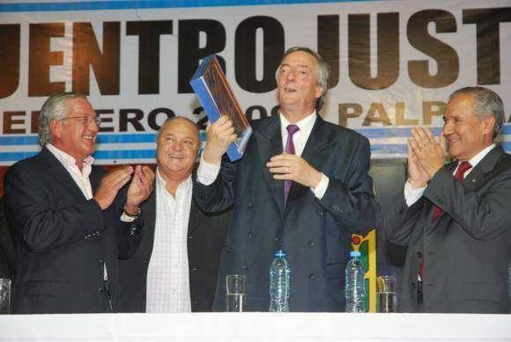 Kirchner visit� Jujuy y pidi� 