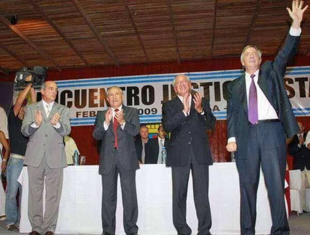 Fellner renov� el apoyo a Kirchner y crtitic� a la oposici�n 