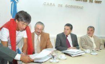 ATE Viene Marchando.