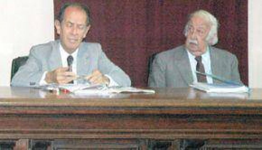Contin�an las renuncias en la Justicia Federal de Salta
