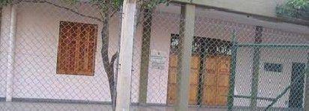 Lo m�s cercano a un curro, cobran inscripci�n en Ciencias Econ�micas