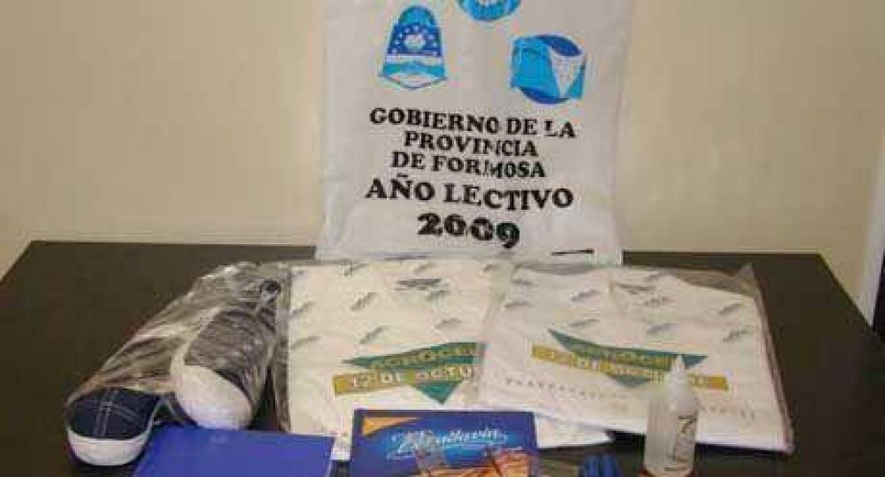 El 2 de marzo se entregar�n los kits de �tiles escolares e indumentaria