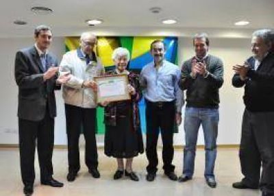 Emotivo homenaje en el Deliberante capitalino