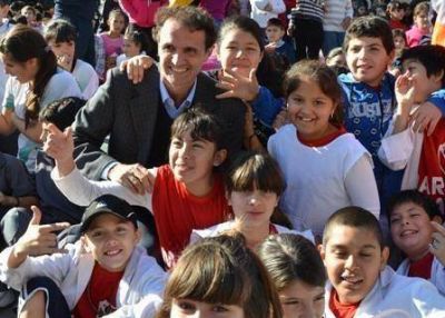 Se comenz� la obra de continuaci�n y prolongaci�n de la calle Dr. Real al converger con Mariano Moreno, lo que permitir� que el tr�nsito circule de manera m�s �gil, evitando circular de contramano los 20 metros de la calle Moreno, que deb�an hacerlo de es