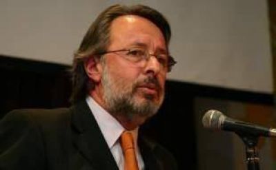 �El �rea metropolitana es una superposici�n de competencias y jurisdicciones�