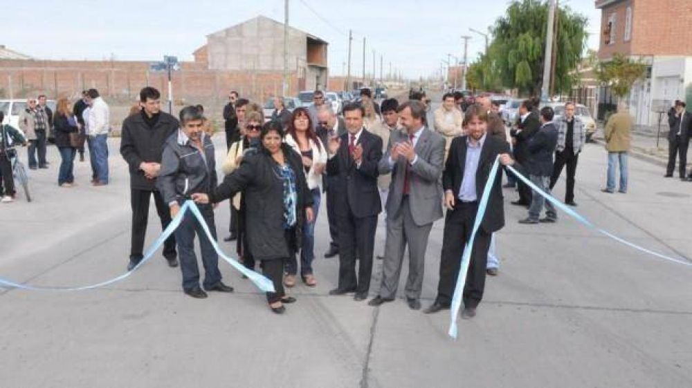 Mac Karthy: �Todos somos parte de esta construcci�n colectiva�