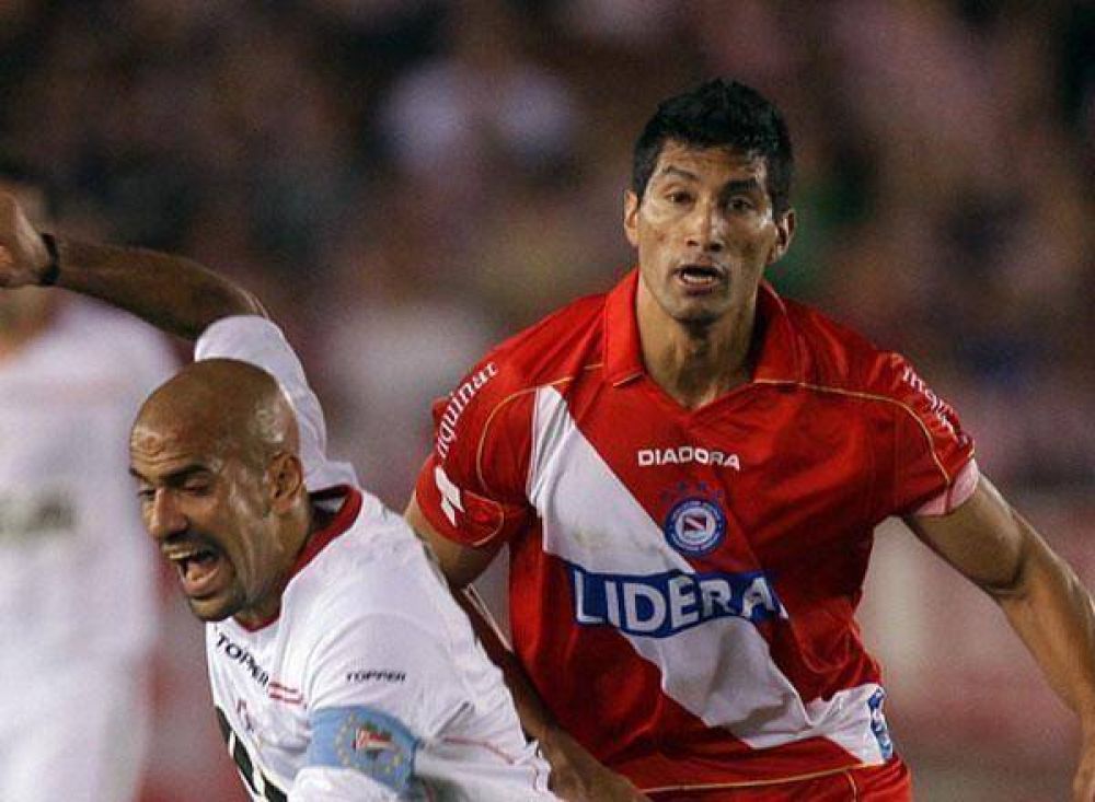 El futbolista puntaltense Sergio Escudero fue atacado por delincuentes