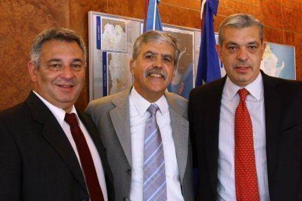 El intendente de Chacabuco se reuni� con ministros de la Naci�n