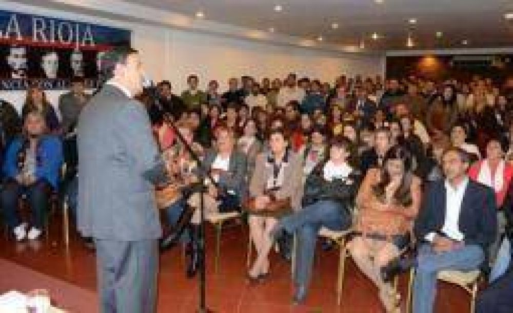 Ricardo Quintela consigui� auxilio financiero de Naci�n