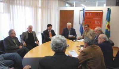 Reuni�n para mejorar las condiciones laborales del rubro panaderil