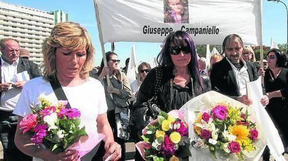 Las �viudas de la recesi�n� piden el fin de los ajustes en Italia