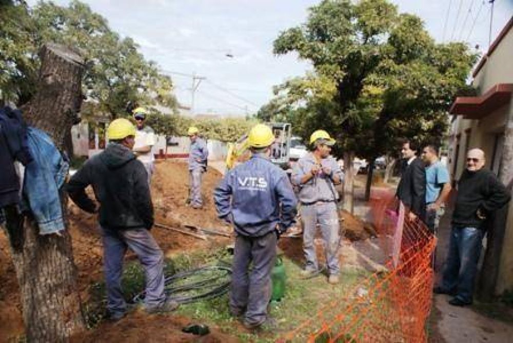 Las cloacas llegaron a la calle 86