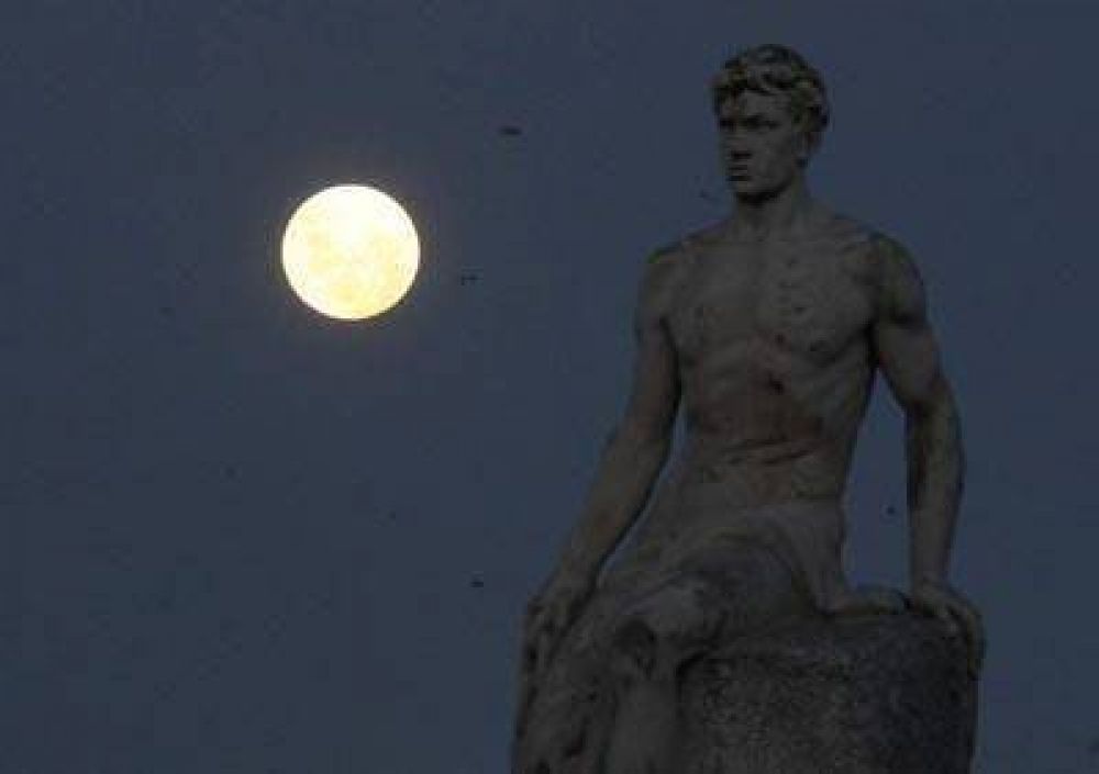 Superluna del s�bado a la noche
