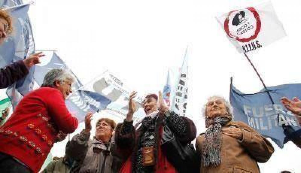 Familiares rindieron homenaje a los militantes asesinados en la Masacre de Trelew