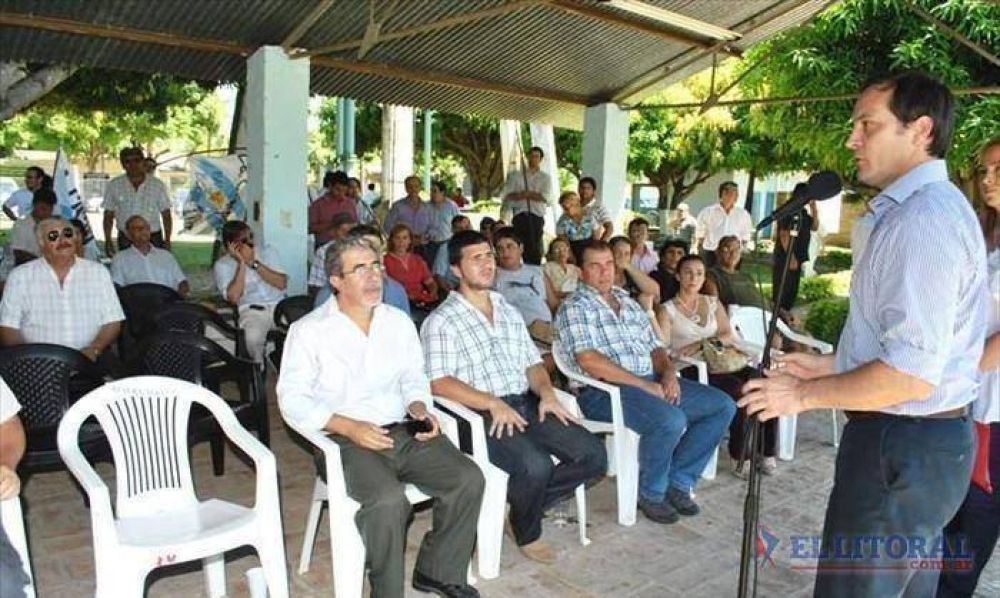Nueva recorrida de Camau Esp�nola por el interior