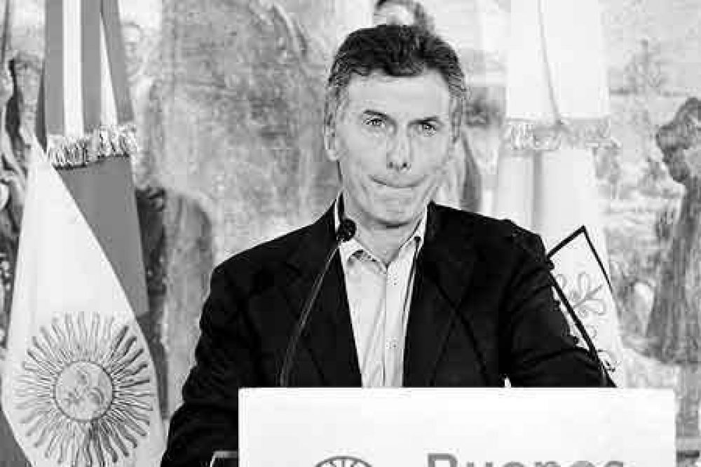 Acusan a Macri de "incumplir" con el Plan Basura Cero