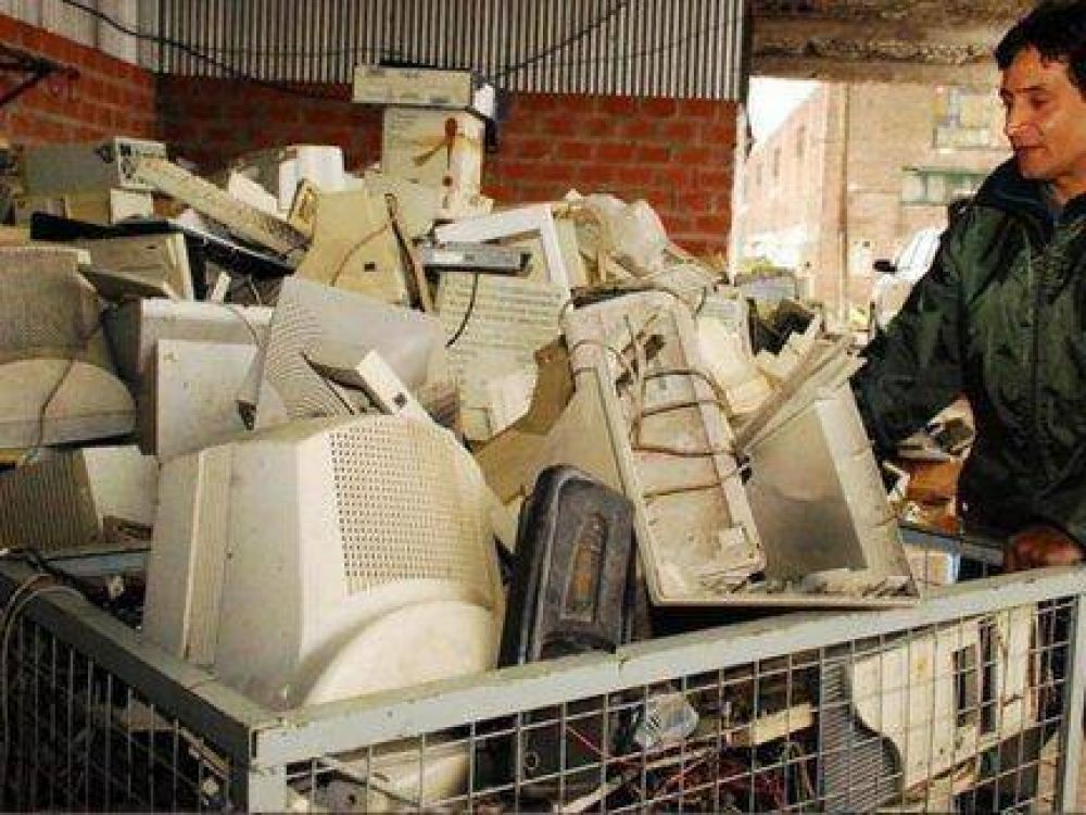 Comienzan un plan de recolecci�n de residuos electr�nicos en Gualeguaych�