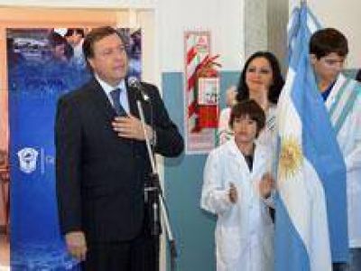 Inauguraron remodelaci�n de edificios escolares en Chichinales