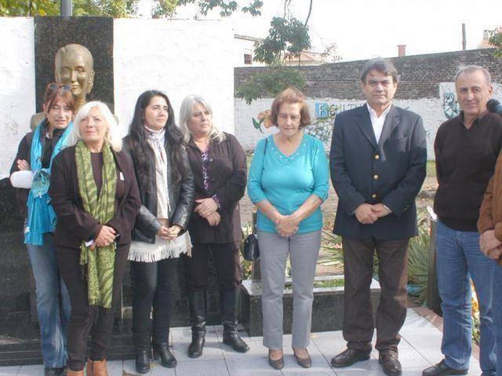 QUILMES: Guti�rrez record� a Eva Per�n