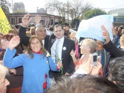  FLORENCIO VARELA: Pereyra record� a Eva Per�n