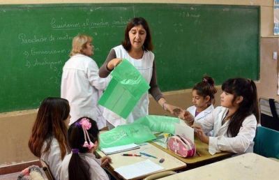 Alumnos de escuelas municipales recibieron material sobre la Separaci�n de Residuos